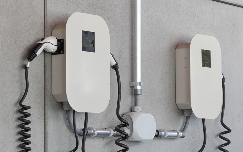 ETTINGER supplies fastening technology  for the construction of charging stations. ETTINGER supplies fastening technology  for the construction of charging stations.